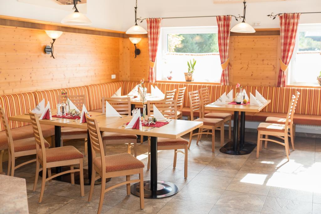 Landgasthof Alpenblick アルテンマルクト・イム・ポンガウ エクステリア 写真
